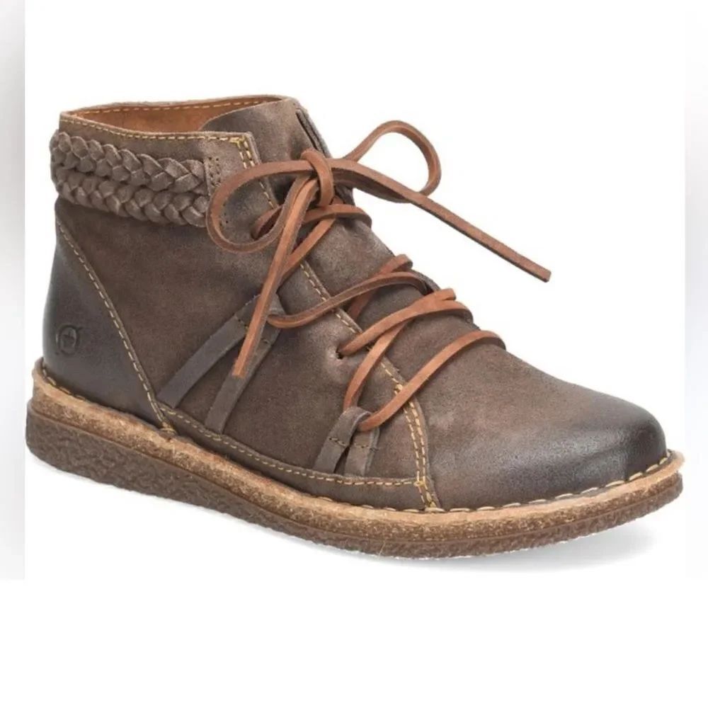BORN Distressed Leather Ankle Brown Boots(Size 6.5M)